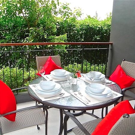 Emerald Patong 1 Bedroom Modern Apartment Exterior photo